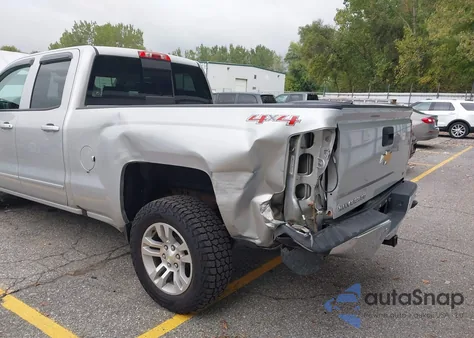 2015 Chevrolet Silverado 1500 1Lt из США, поврежденный, VIN 1GCVKREC4FZ381377